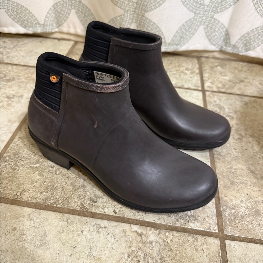 Bogs Dark Brown Vista Ankle Boots